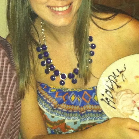 Purple statement necklace - Picture 1 of 6